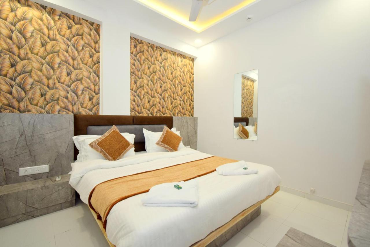 Hotel A1 Vastrapur Ahmedabad Exterior foto